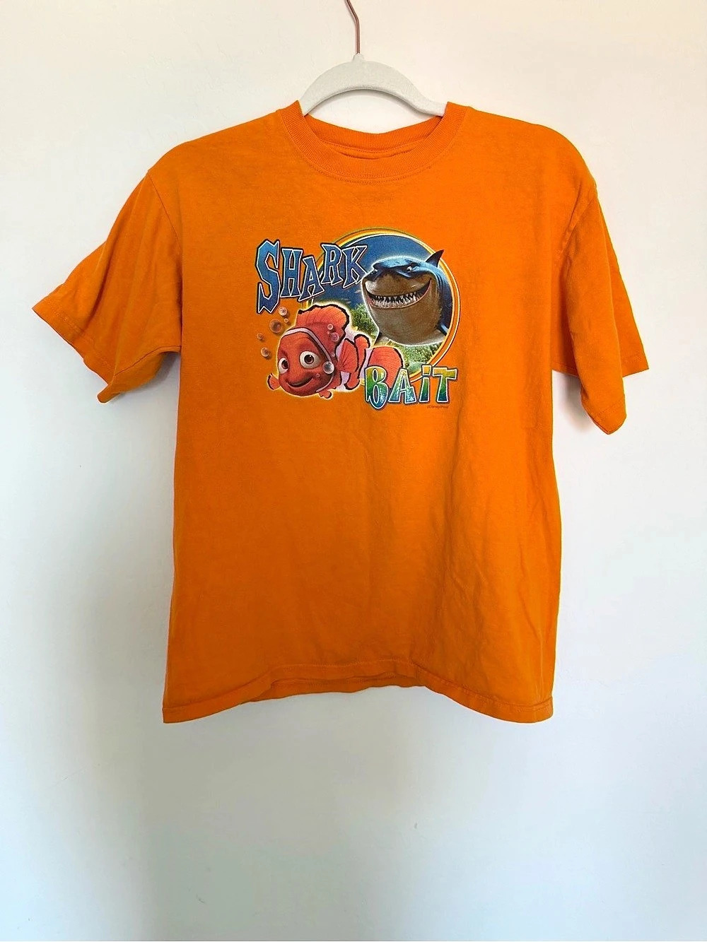 Vintage 2000s Disney finding Nemo “Shark Bait” graphic tee kids large